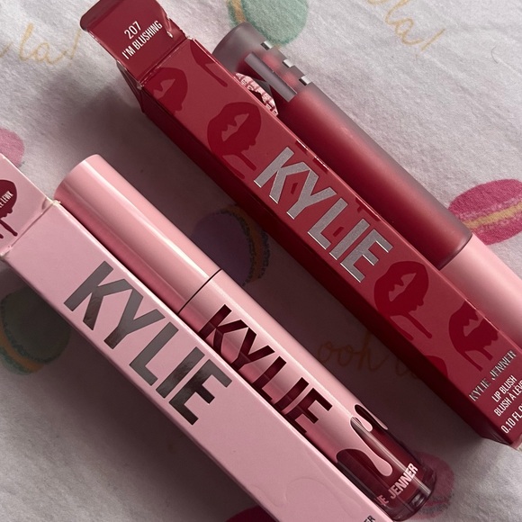 Lip Kit - Kylie Jenner - Picture 9 of 9
